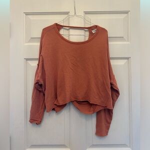 Size small Arie open back top
